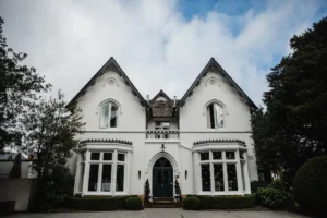 Didsburyvichouse1 300x200