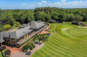 Bearwood Lakes Clubhouse rear and golf course JMC 300x195