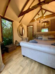 bridal suite  225x300