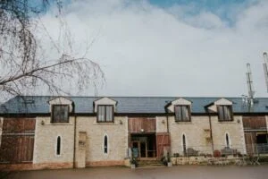 0441AliciaScammellRyanWells HayleySavagePhotography 300x200