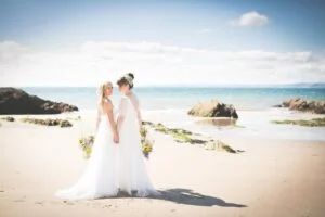 Emily Karen 1030x686 1 300x200