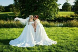 ReahLaura0612 05772b5e 300x200