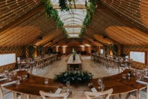 Thorpe JamesMerrick 19.2.23 HelenaandMattThorpeGardenPreview 0047 min 300x200