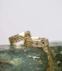 01937B06 111F 4184 A295 3F7D4CFE8659 262x300