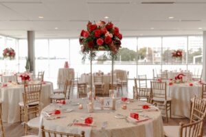 30 w 327 O 1024x683 1 300x200