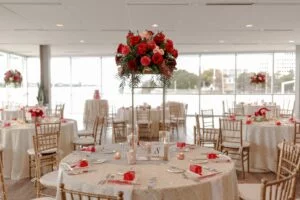 30 w 327 O 1024x683 1 300x200