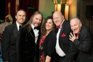 3P7A2353 Copy 768x512 1 300x200