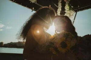 ShawneaandAdriana LakeLasVegas ChelsaChristensen HighRes 300 300x200