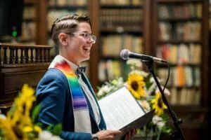 cg1 1563 orig 300x200