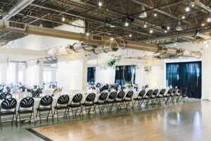 joey taylore wedding at the frazier history museum web use only 508 51 49117 300x200