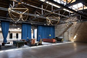 k9a5375 1 51 2081409 165004696782366 300x200