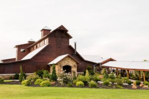 1516735280 1a71afc5207df5d3 1516735276 de92d66b025a0000 1516735267768 15 Holly Gannett So 300x200