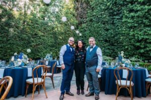 JULIANGREG 459 300x200