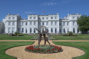 Mansion House Exterior 2 300x200