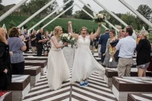 c1b583 efbc5102aa3a497687be23d8fccfe24bmv2 d 2000 1335 s 2 300x200