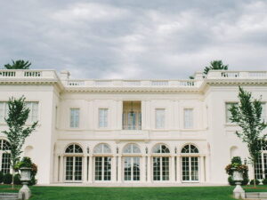 innatmiddletown explore nearby attractions wadsworth mansion 300x225