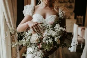 Blossomspringweddingbouquet 300x200