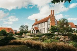 danielakhotography 1500x999 1 300x200