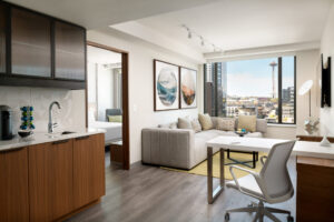 TP SEATN SMALL JSTE Junior Suite One Bedroom 300x200