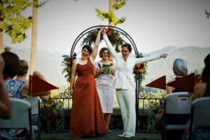 Hilltop wedding with the arch 300x200