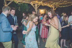 Sarah.Calum 583 1 300x200