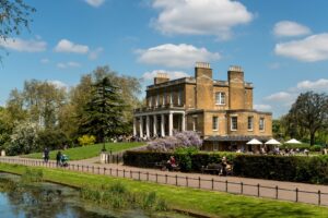 CH outside 3 300x200